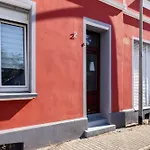 아파트 Design-apartment - 2 Schlafzimmer, 4 Betten, Arbeitsplatz - By Lott Living 뒤스부르크
