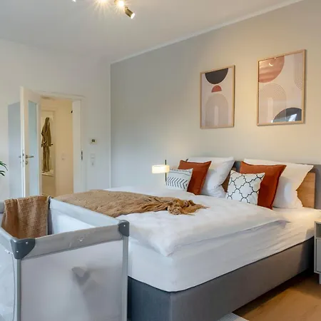 Design-apartment - 2 Schlafzimmer, 4 Betten, Arbeitsplatz - By Lott Living Duisburg