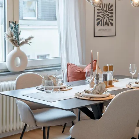 Design-apartment - 2 Schlafzimmer, 4 Betten, Arbeitsplatz - By Lott Living