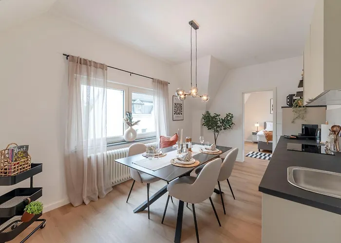 Apartment Design-apartment - 2 Schlafzimmer, 4 Betten, Arbeitsplatz - By Lott Living *